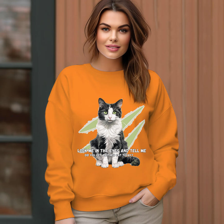 Women's Black And White Cat Pattern Pattern Crew Neck Pullover Cozy Clothes - AIGC-DTG