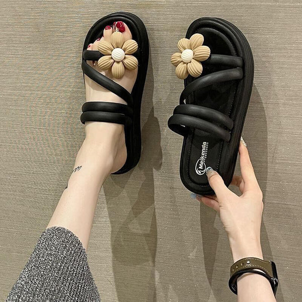 Fashionable And Versatile Low-Heeled Flat Sandals For Outings